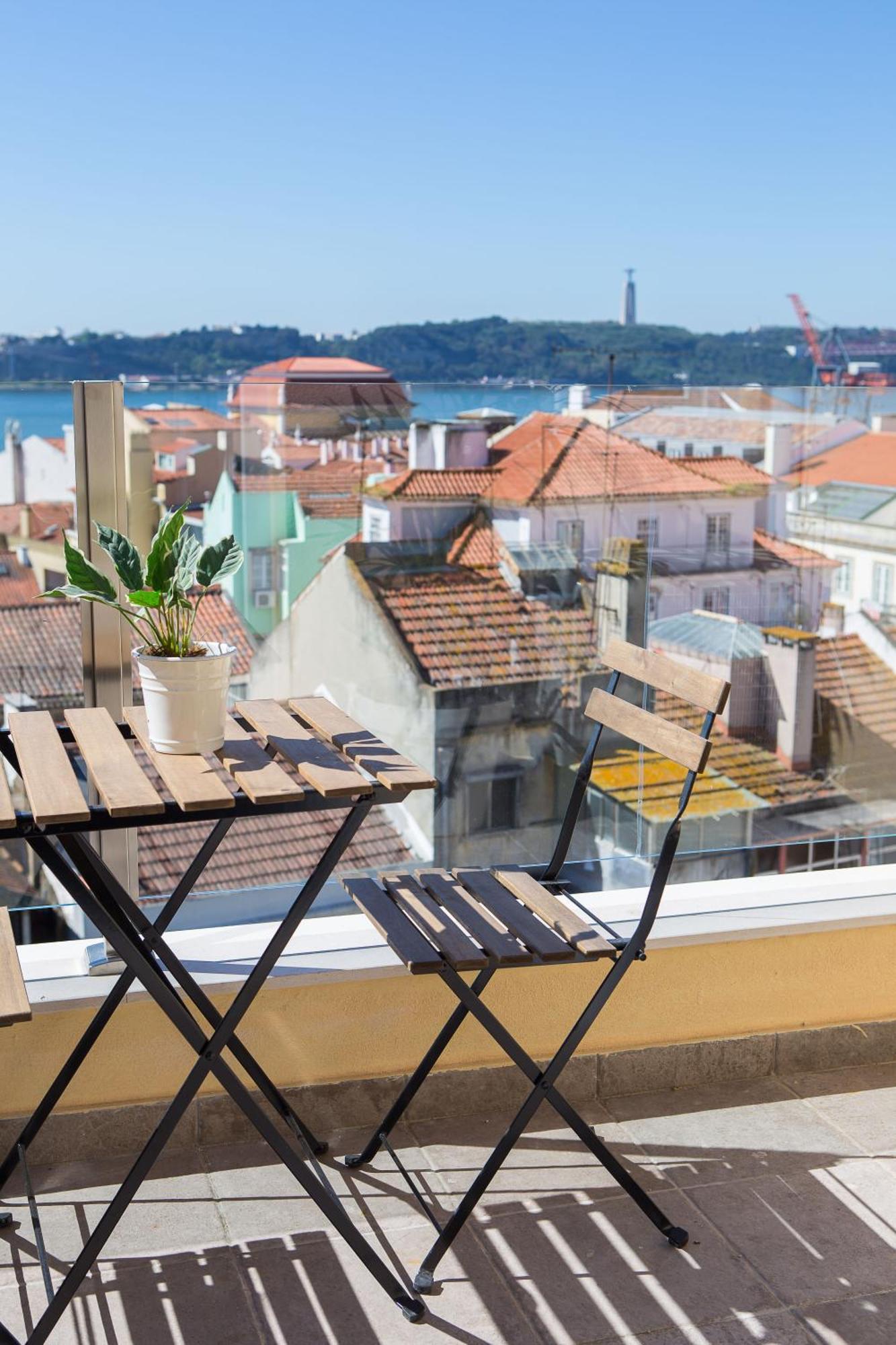 Designer Flats In Lapa By Lovelystay Lisbon Exterior photo